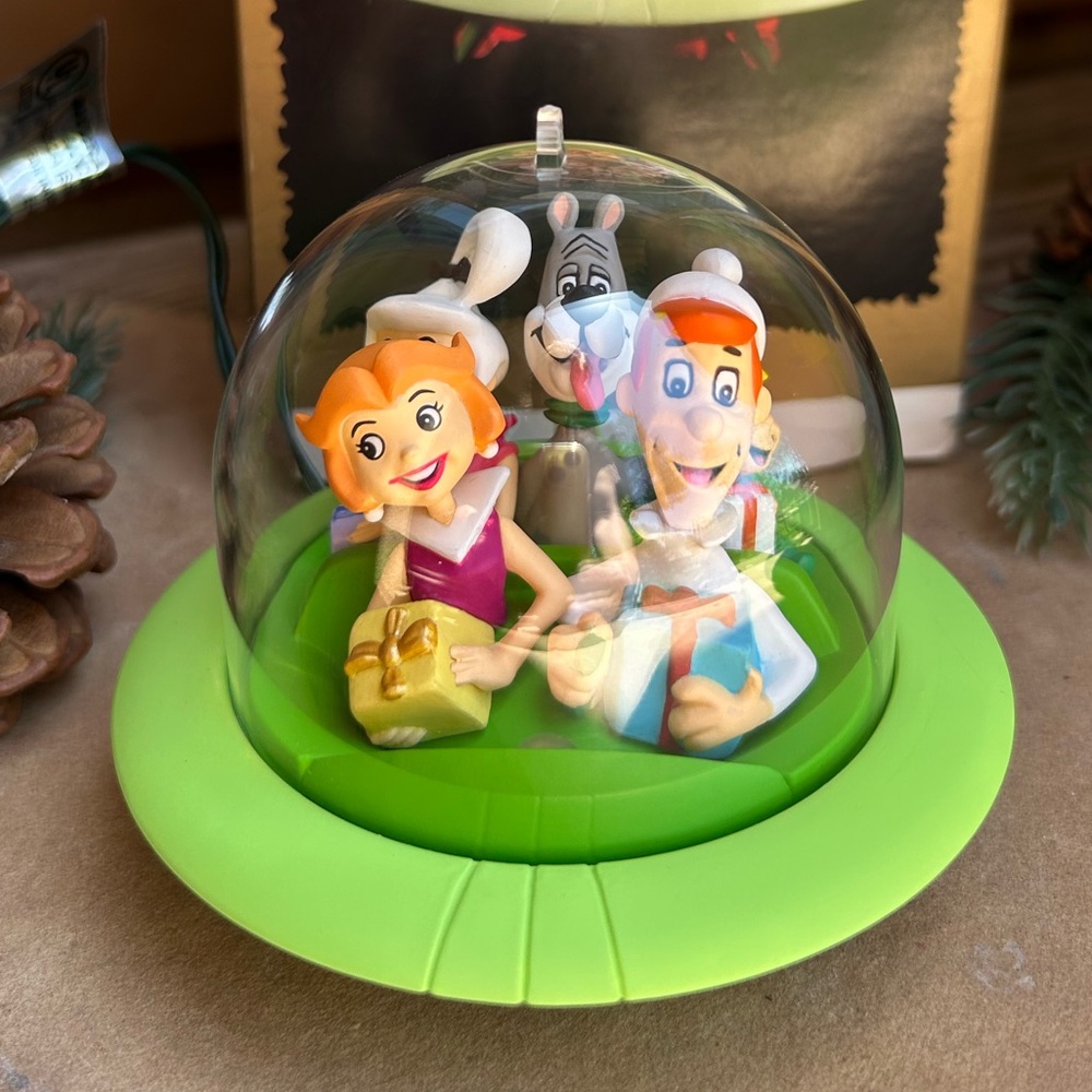 Hallmark The Jetsons Light Keepsake Ornament New in Box